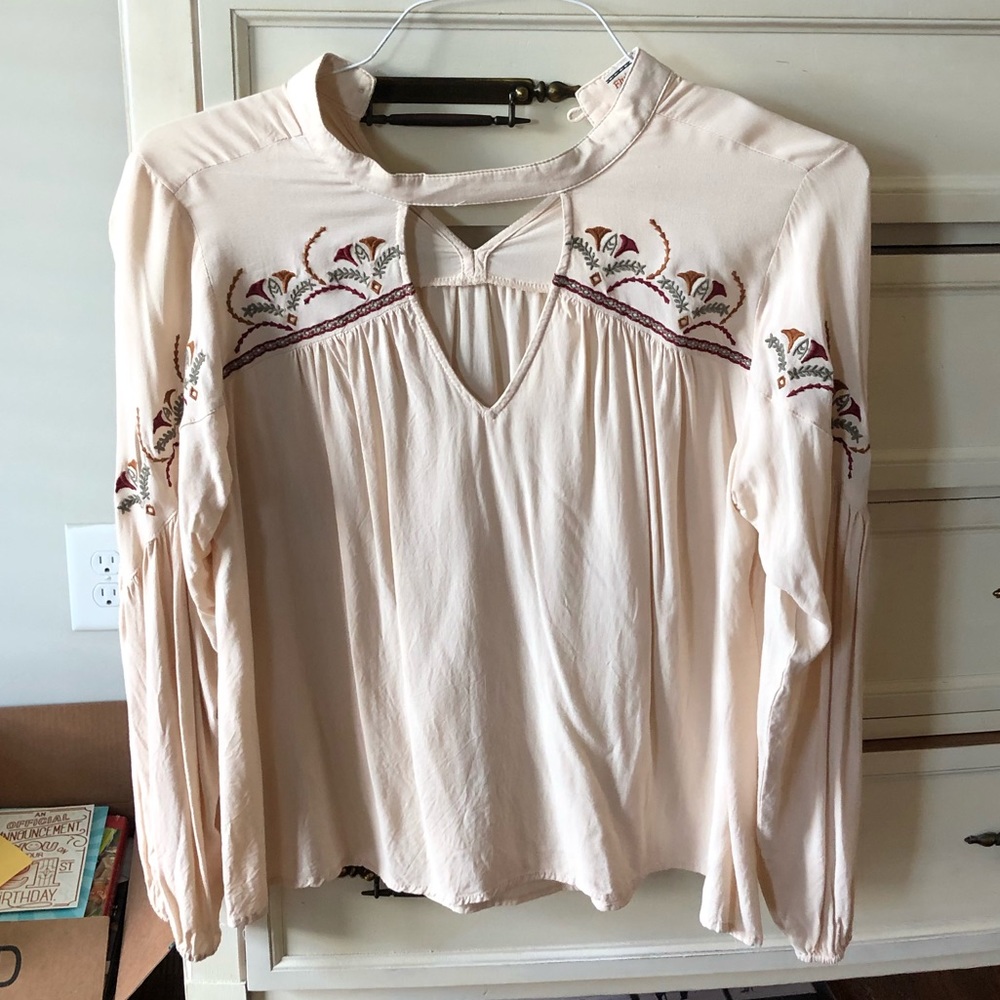 Long sleeve tribal top